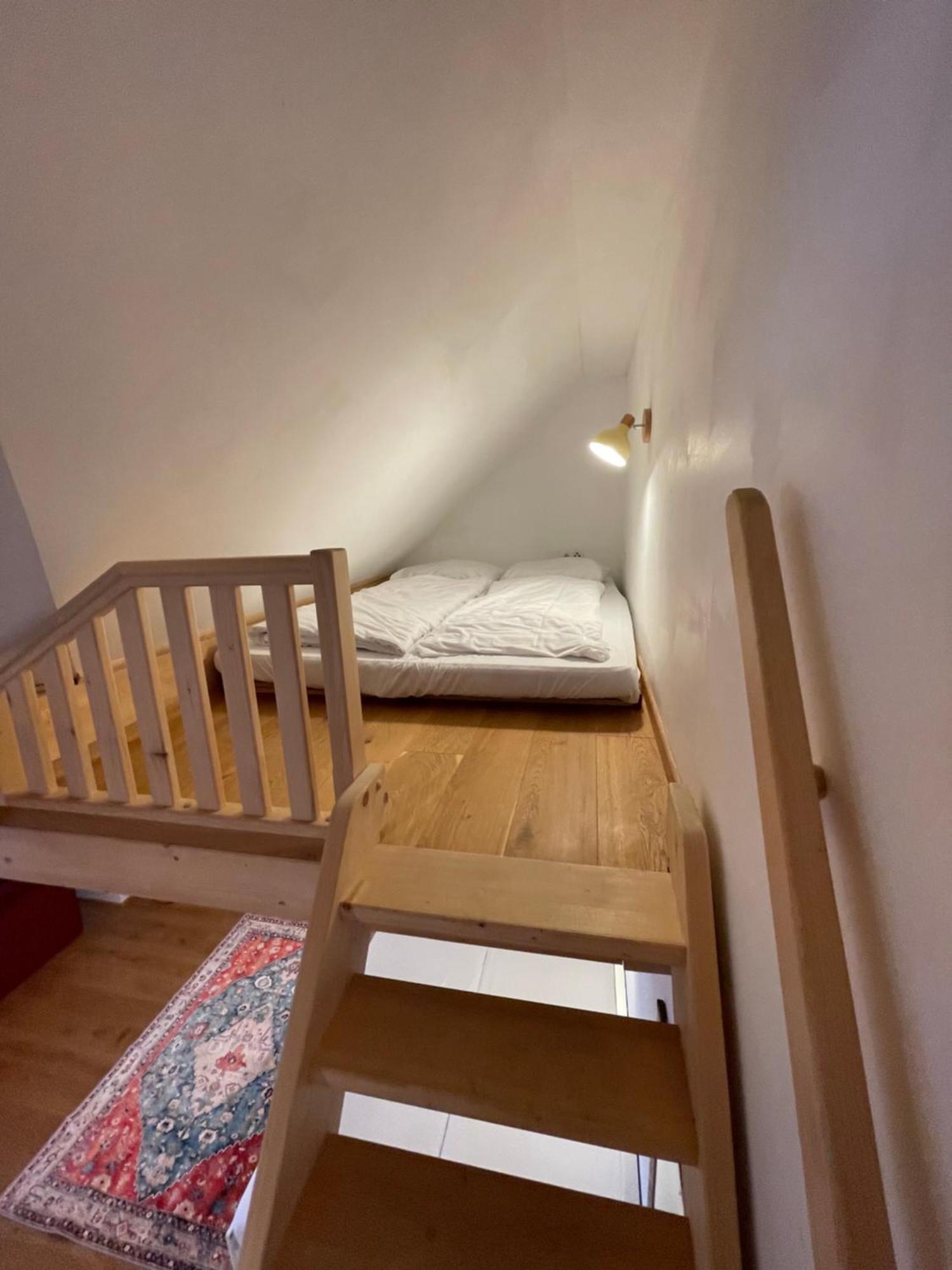 Destino In Der Ehemaligen Waage Der Roomerie Sulzbach-Rosenberg Esterno foto